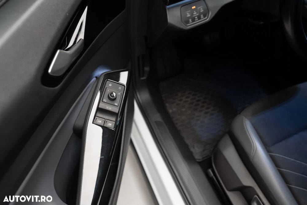 VOLKSWAGEN ID.5 2022 — imagine 12