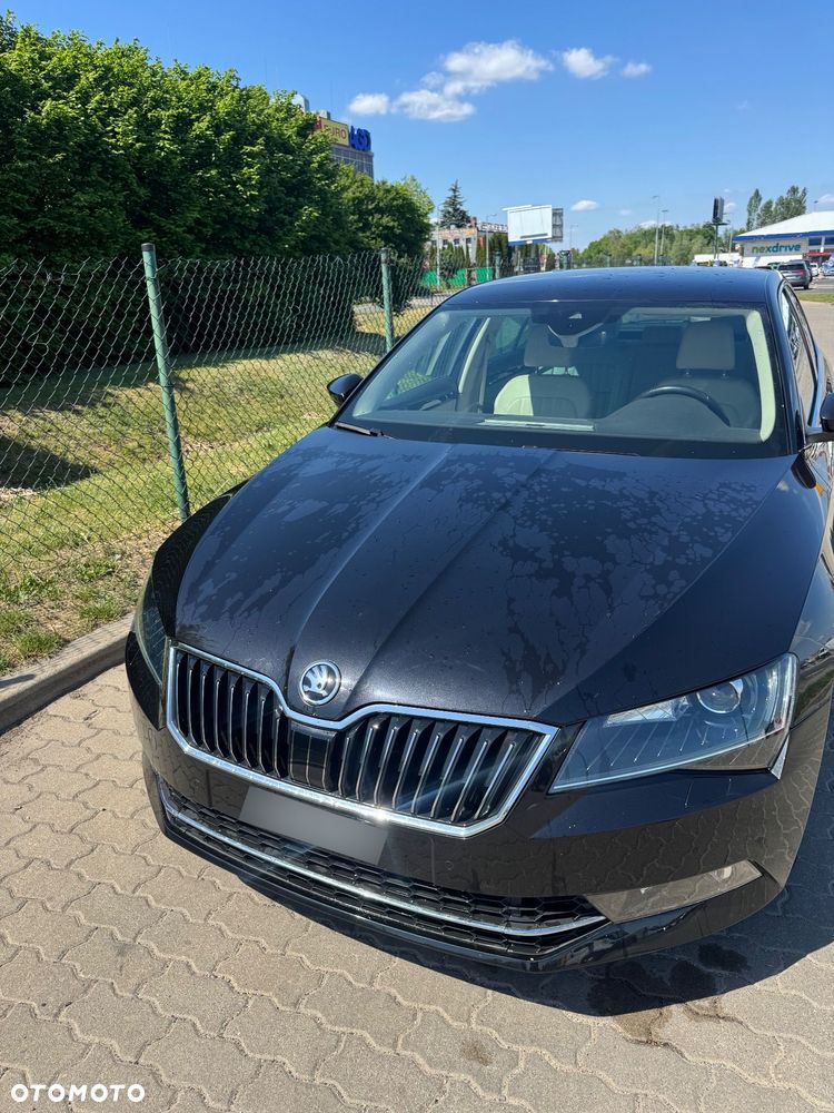 Skoda Superb 2.0 TSI 4x4 L&K DSG - 2