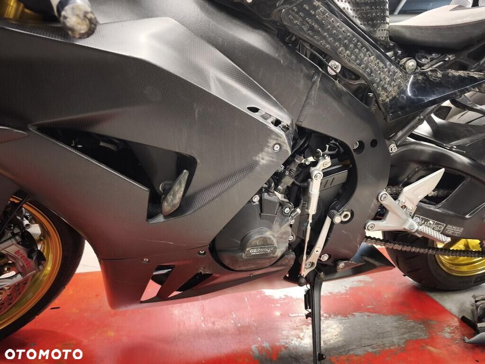 Honda CBR - 15