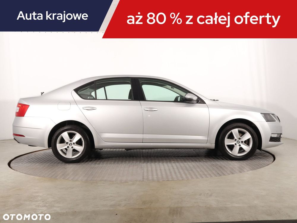 Skoda Octavia - 8