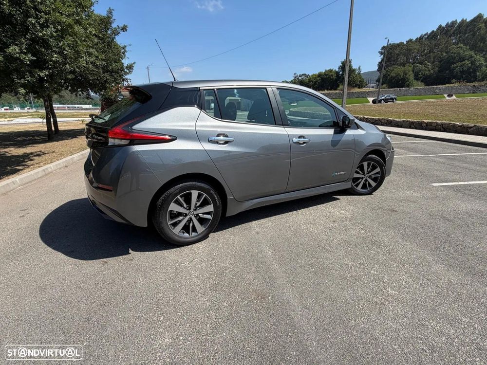 Nissan Leaf - 13