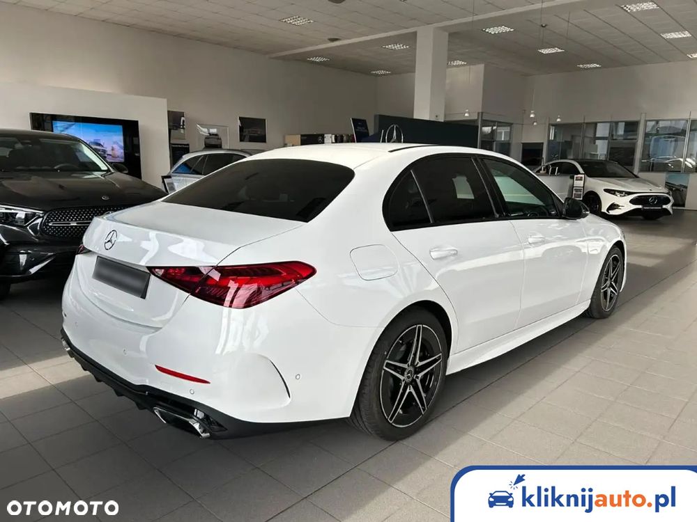 Mercedes-Benz Klasa C 300 e PHEV 4-Matic Avantgarde - 4