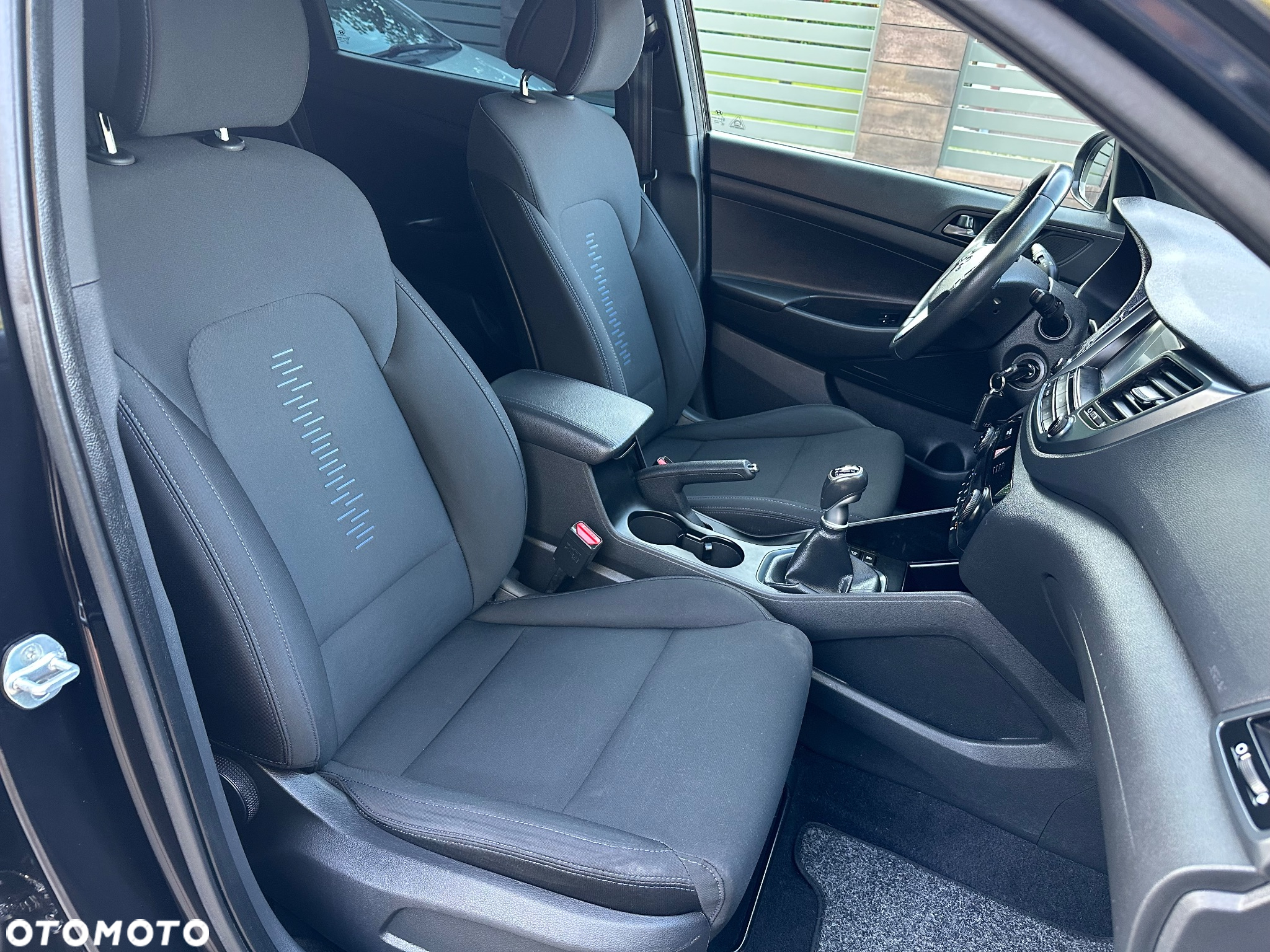 Hyundai Tucson blue 1.6 GDi 2WD Passion - 13