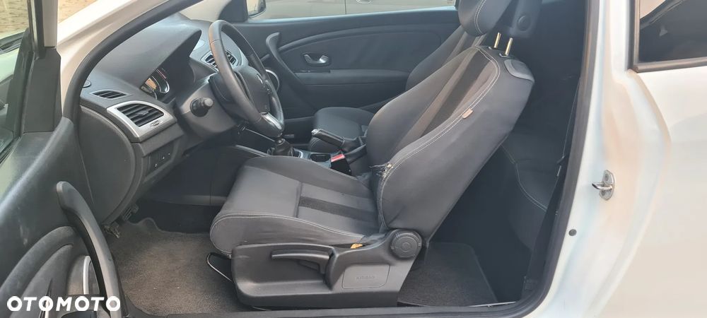 Renault Megane 1.5 dCi Dynamique - 17