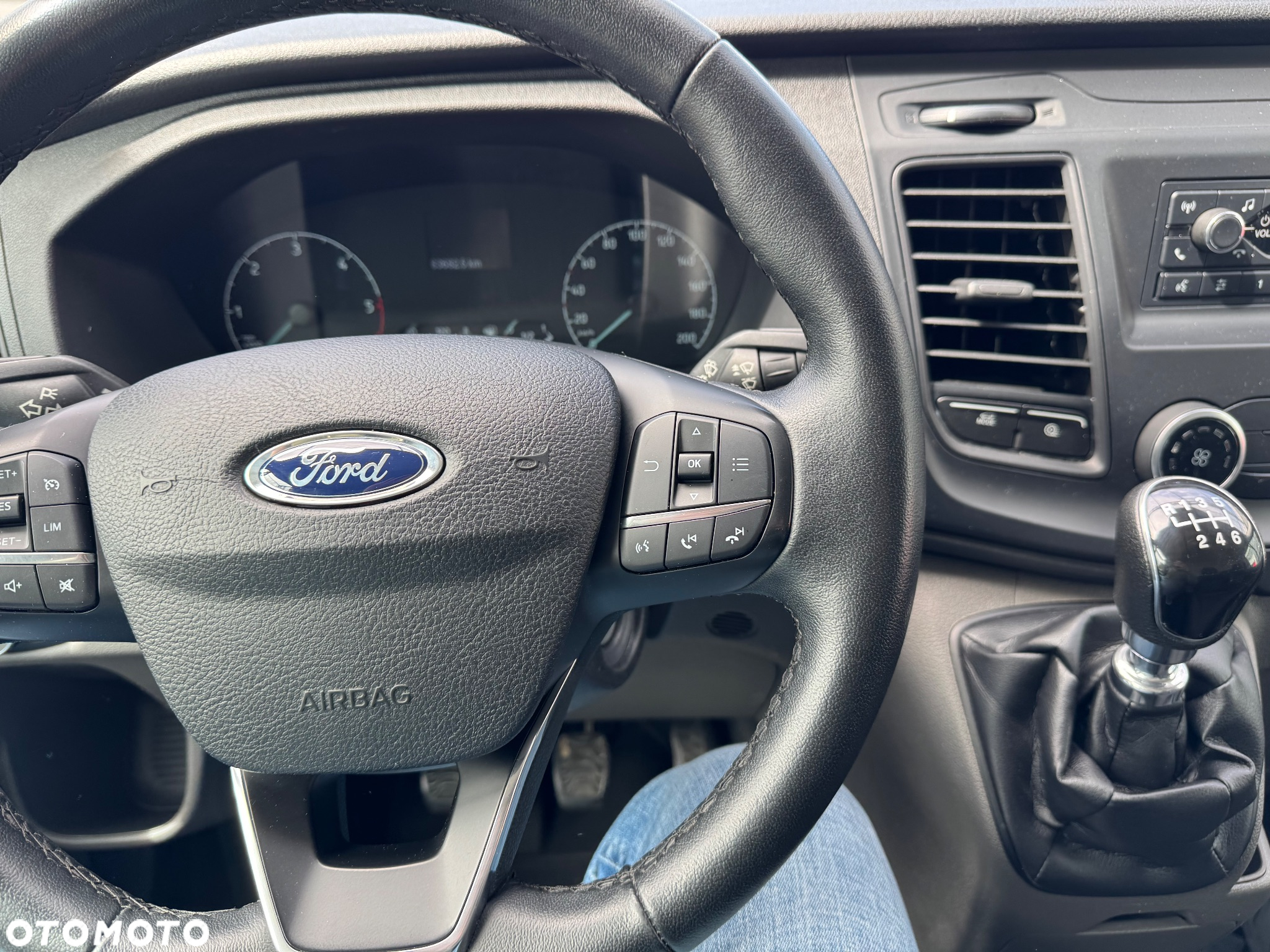 Ford Transit - 16