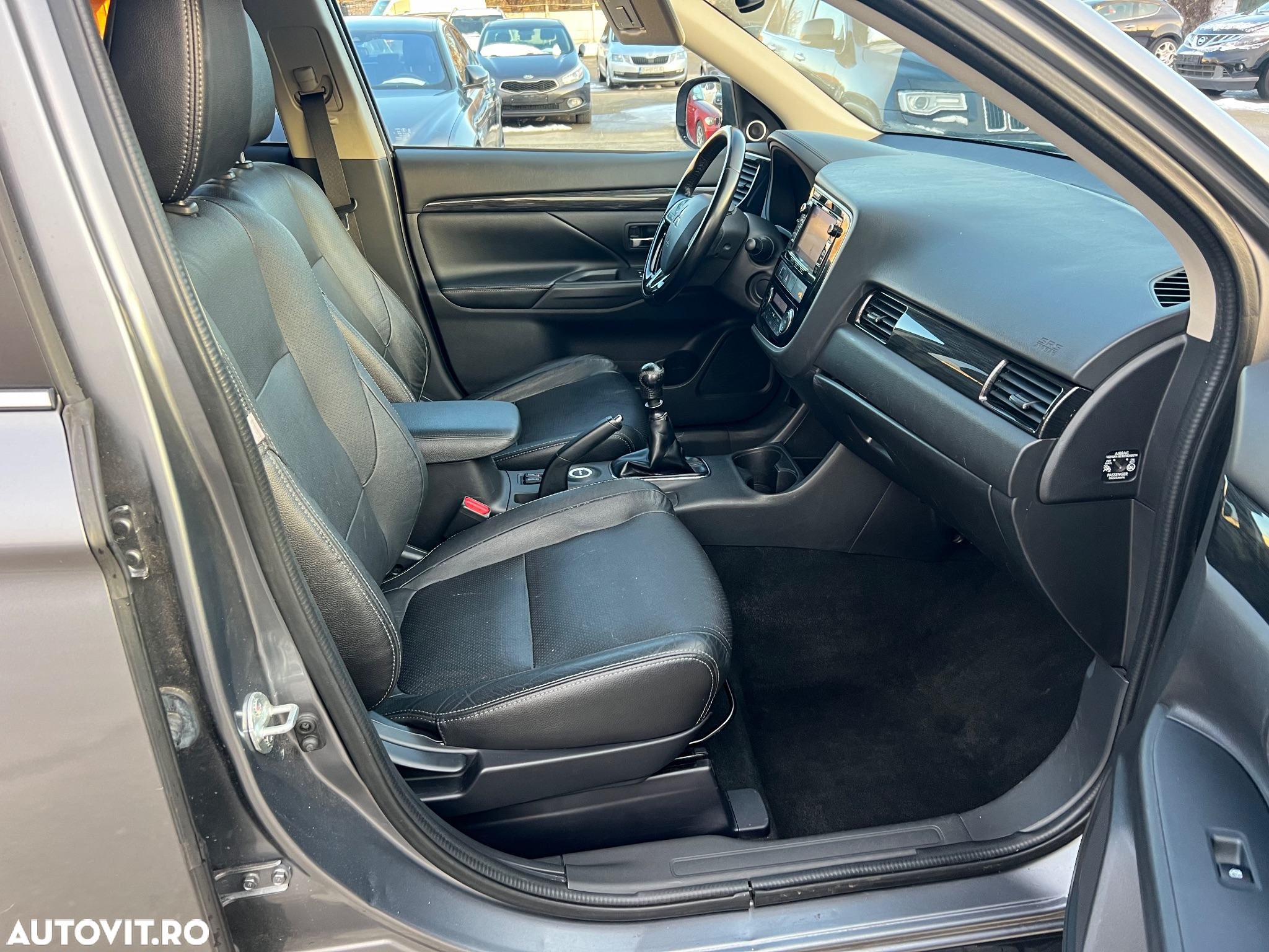 Mitsubishi Outlander 2.2 DI-D 4WD Intense - 10