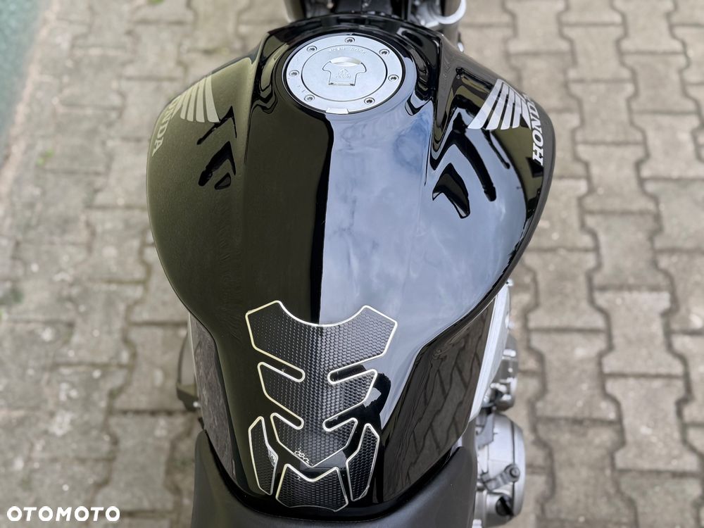 Honda Hornet - 17