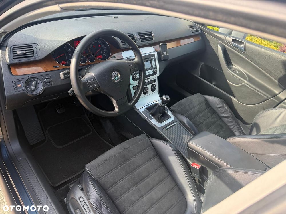 Volkswagen Passat 2.0 Turbo FSI Highline - 13