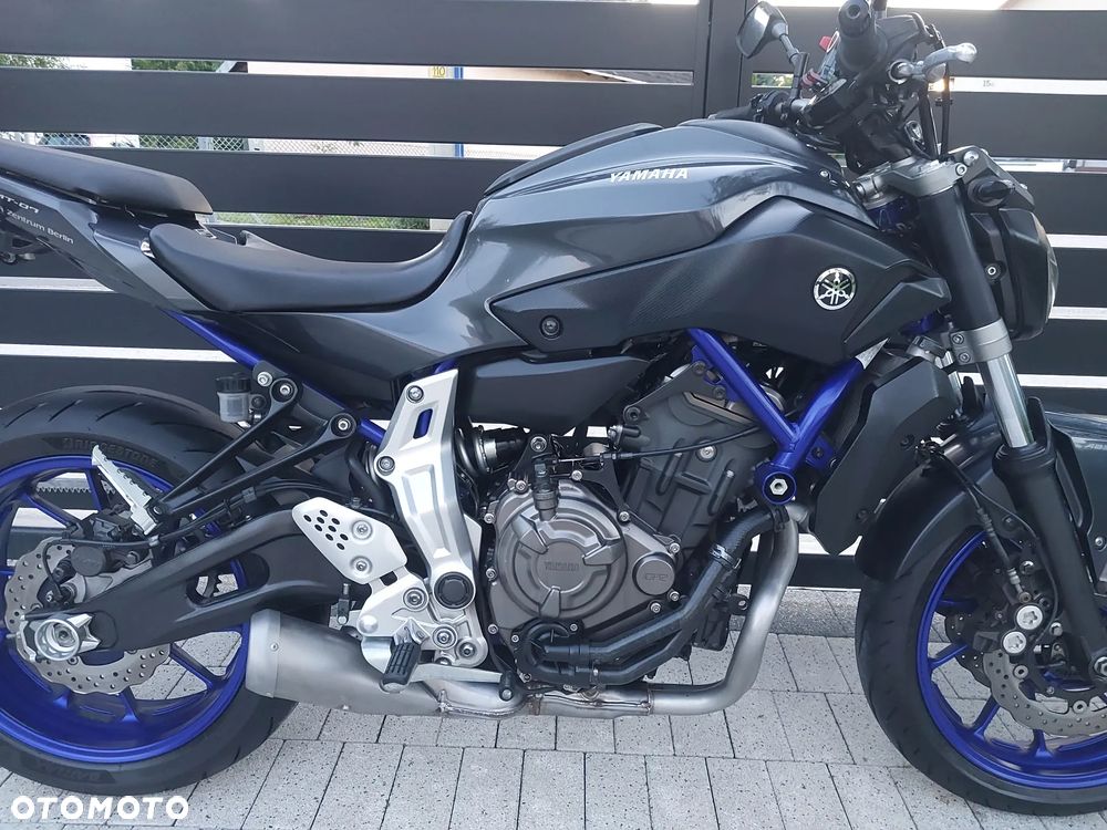 Yamaha MT - 7