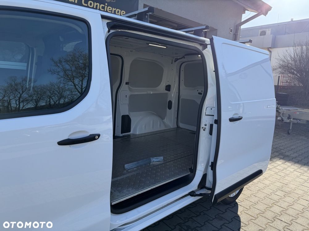 Peugeot Expert Plus - 24