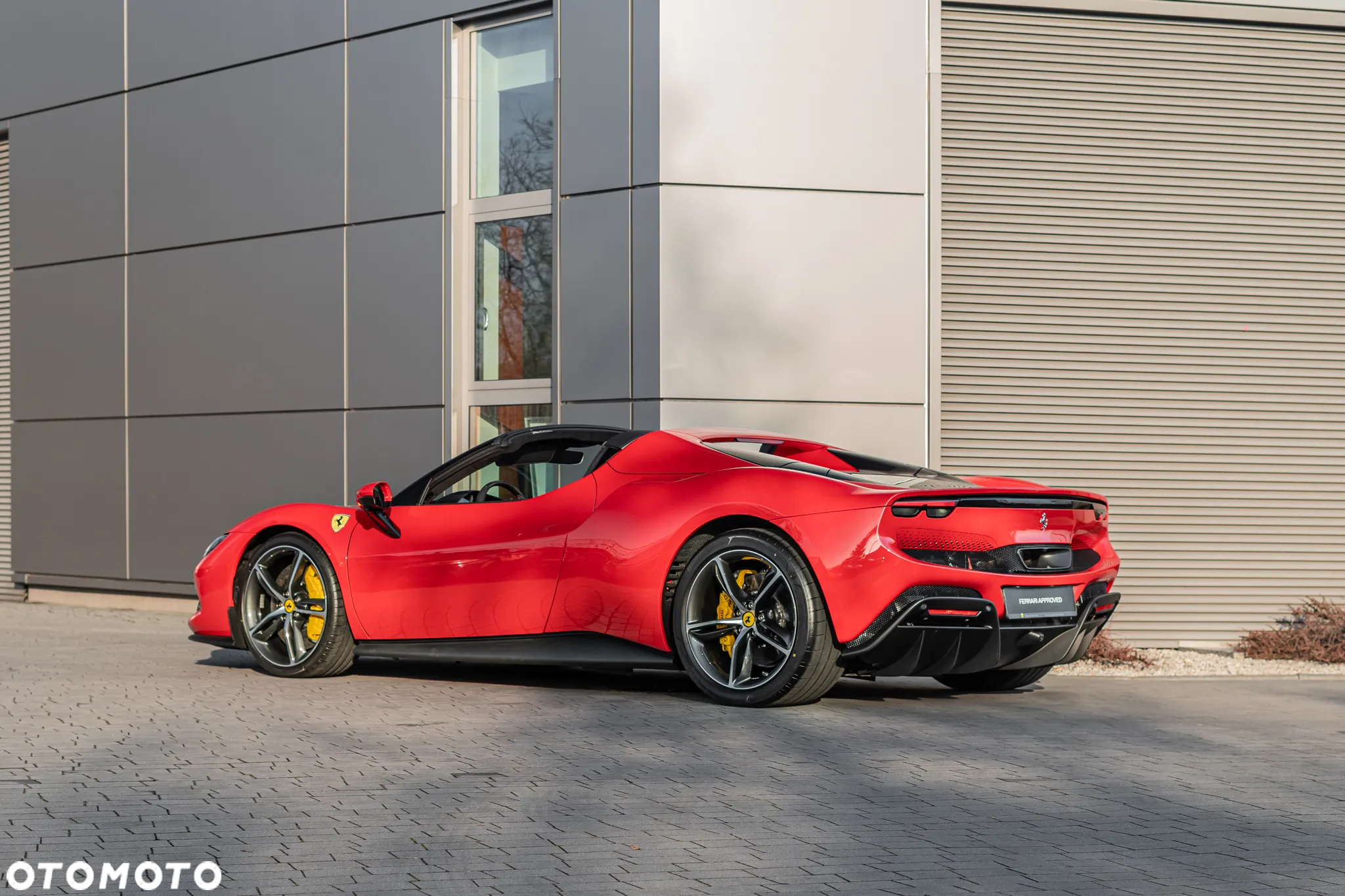 Ferrari 296 GTS - 5