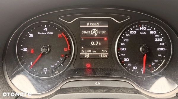 Audi A3 Sportback 2.0 TDI design - 5