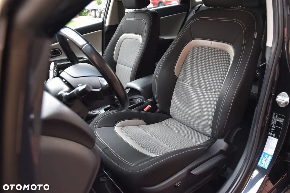 Kia Ceed 1.6 GDI SW DCT Spirit - 16