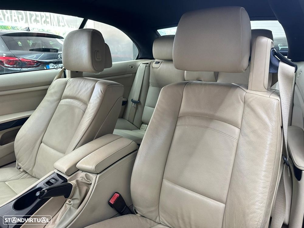 BMW 320 d Cabrio - 34