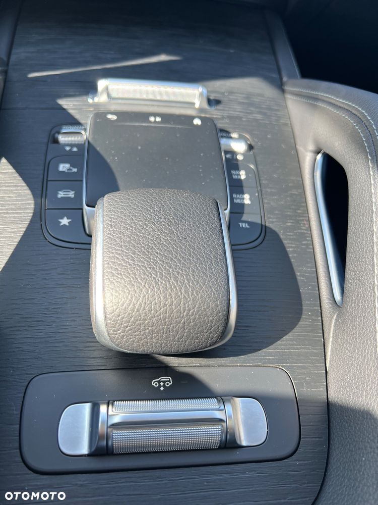 Mercedes-Benz GLE 300 d 4-Matic - 25