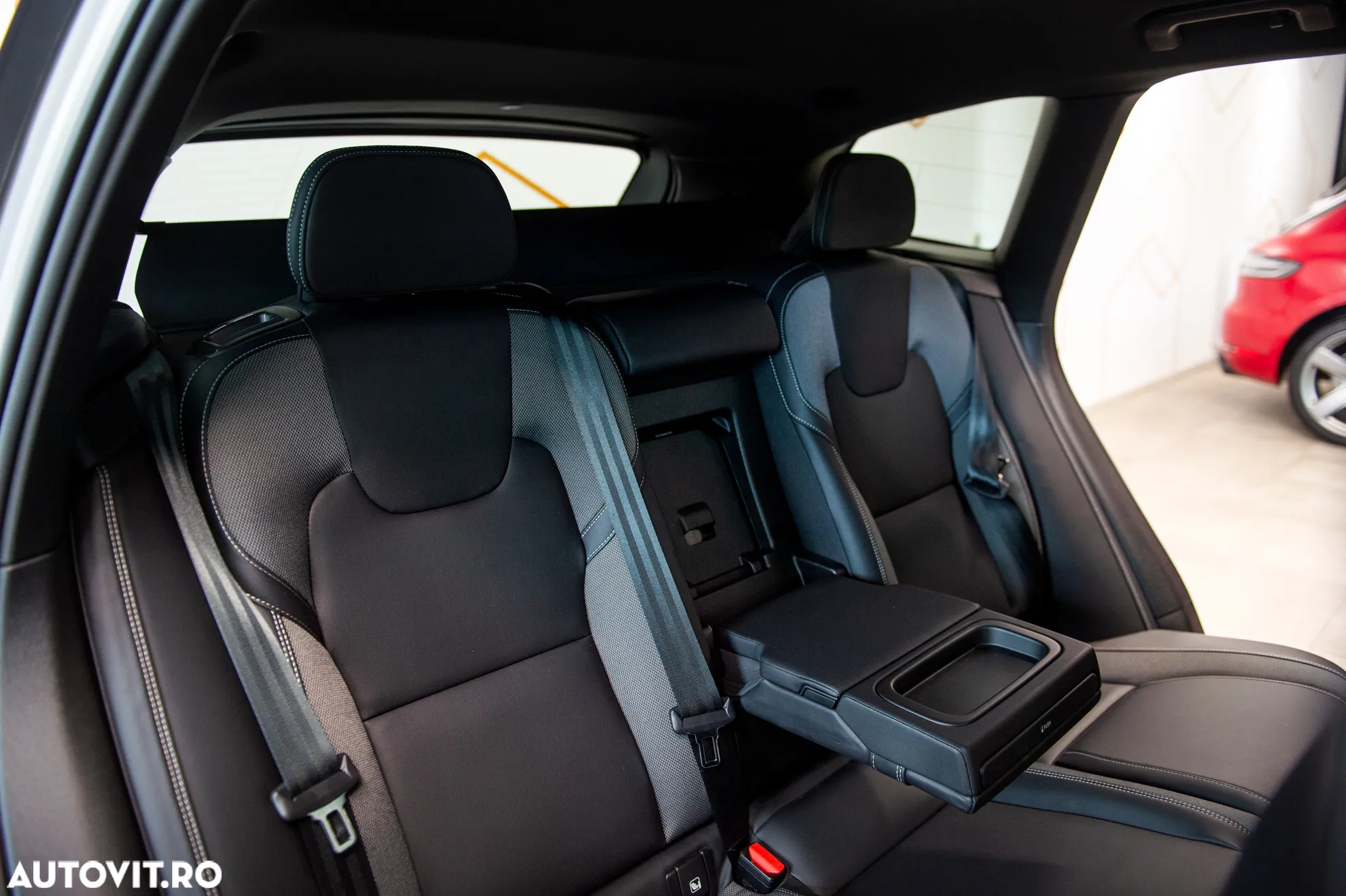 Volvo XC 60 B4 D Geartronic RDesign - 8