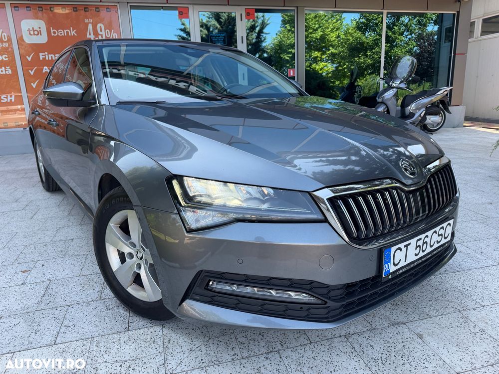 Skoda Superb 2.0 TDI DSG Ambition - 4
