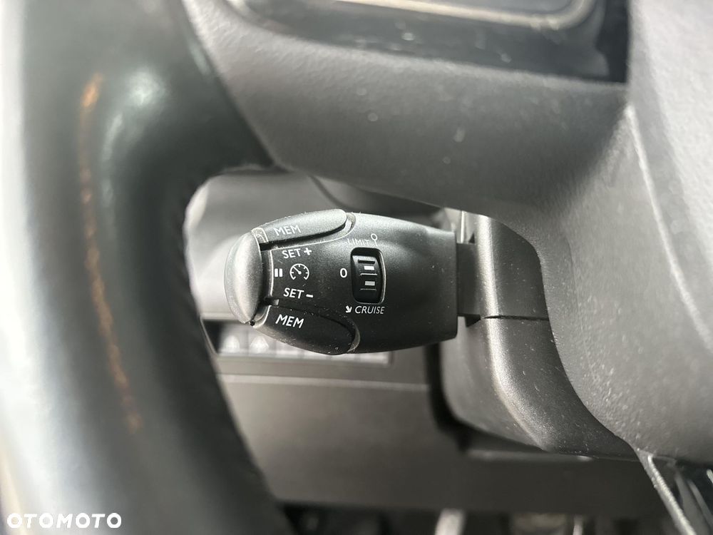 Toyota Proace City Verso 1.5 D-4D Family - 18