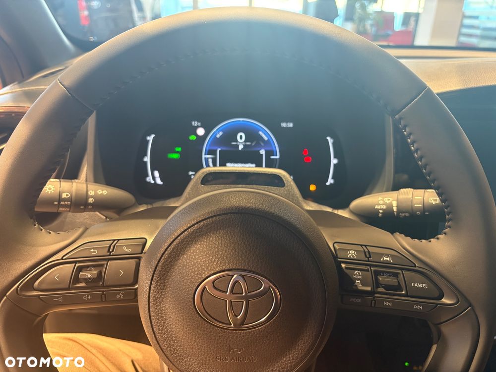 Toyota Aygo X Hybrid 1.5 Style e-CVT - 15