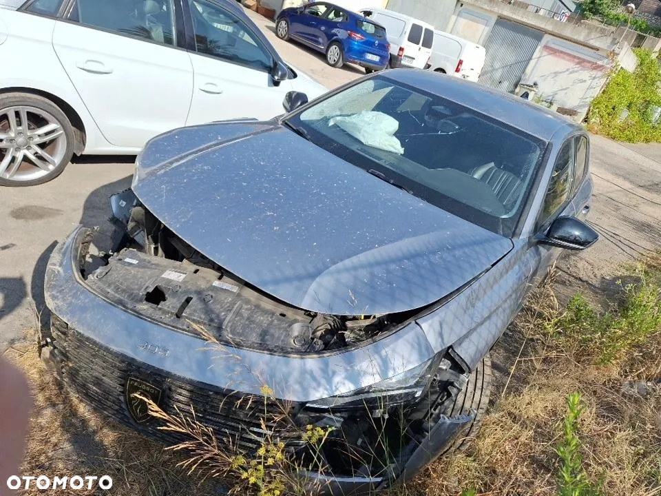 Peugeot 308 - 3