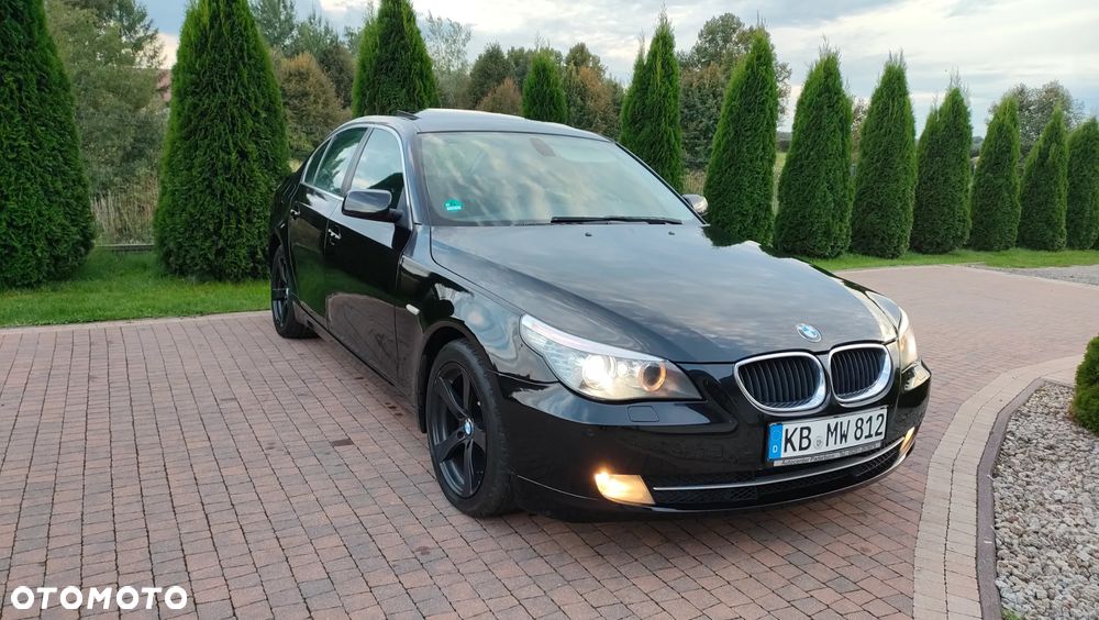 BMW Seria 5 520d Edition Sport - 3