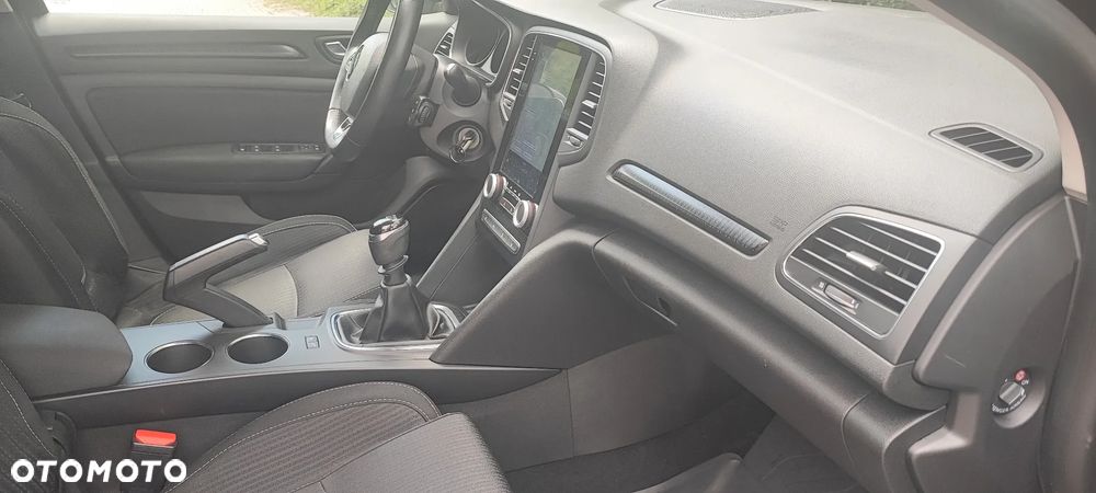 Renault Megane ENERGY TCe 130 EXPERIENCE - 34
