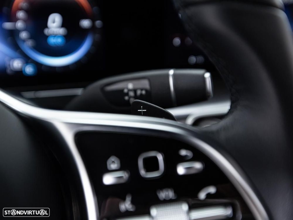 Mercedes-Benz EQC 400 4Matic Electric Art - 24