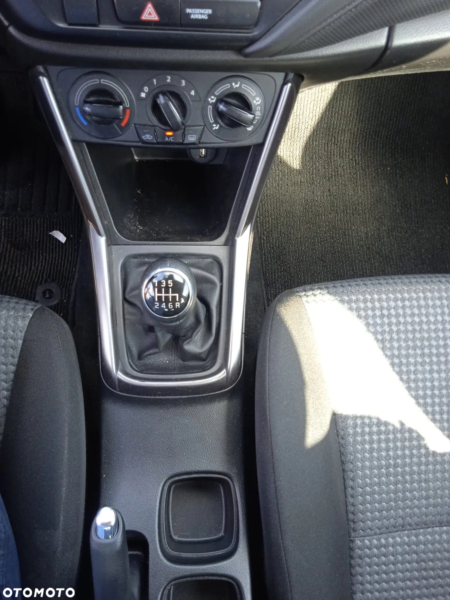 Suzuki SX4 S-Cross 1.4 SHVS Comfort - 21