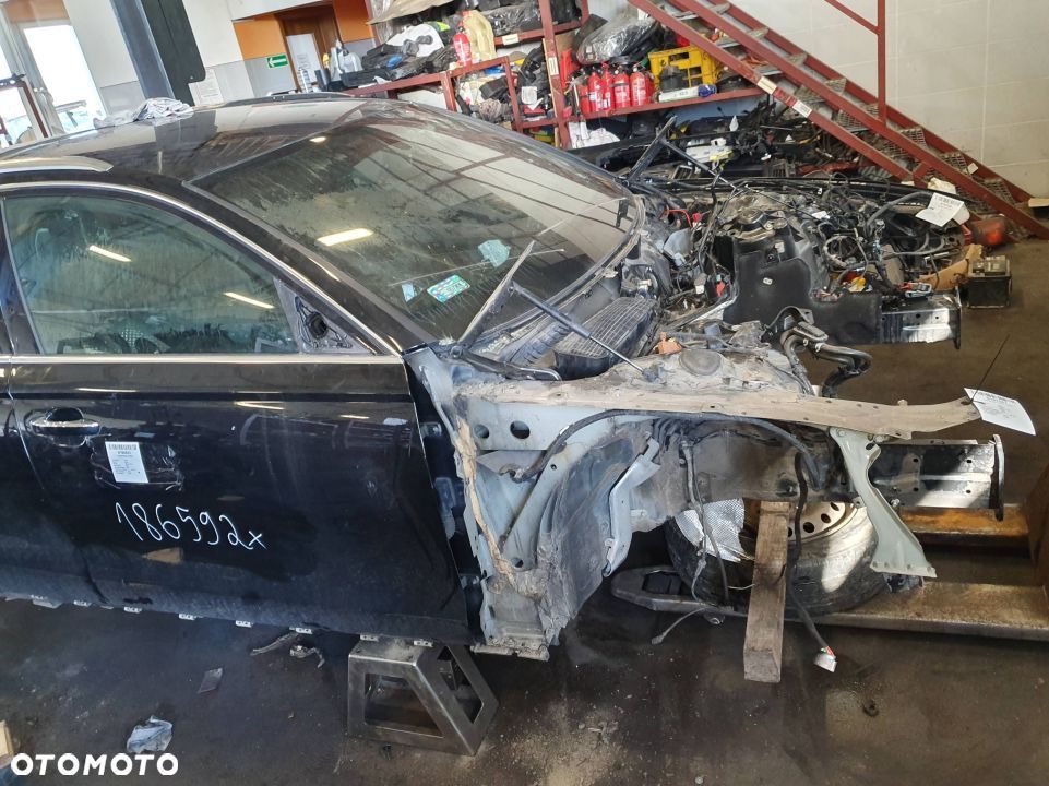 ĆWIARTKA PRAWA PRZÓD AUDI A6 C7 LIFT - 1