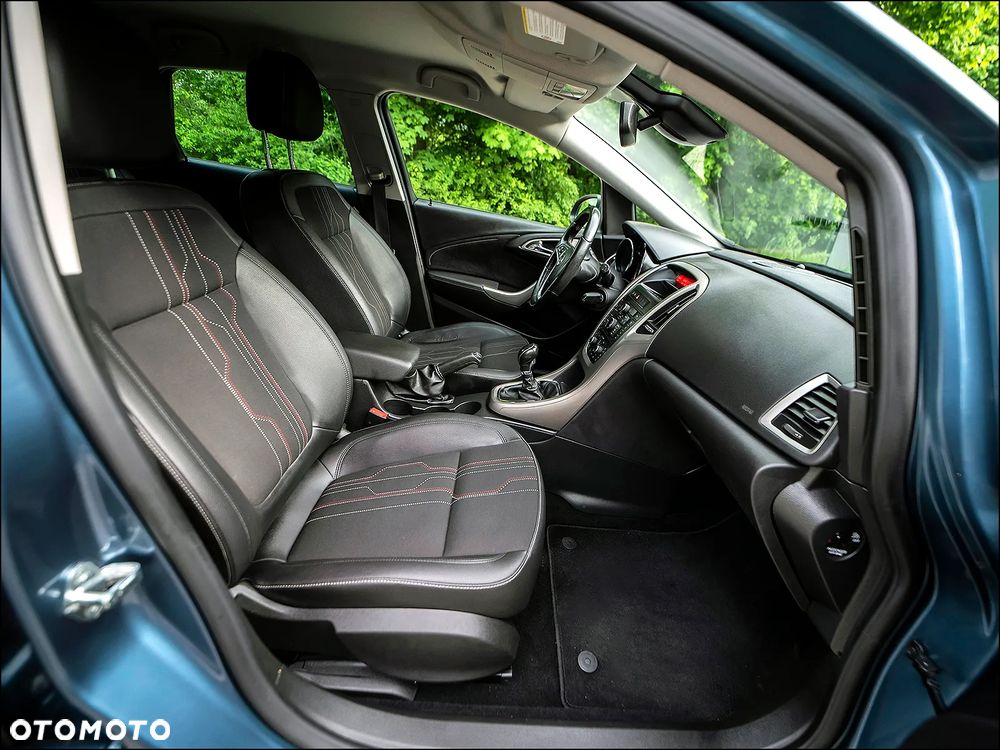Opel Astra - 32