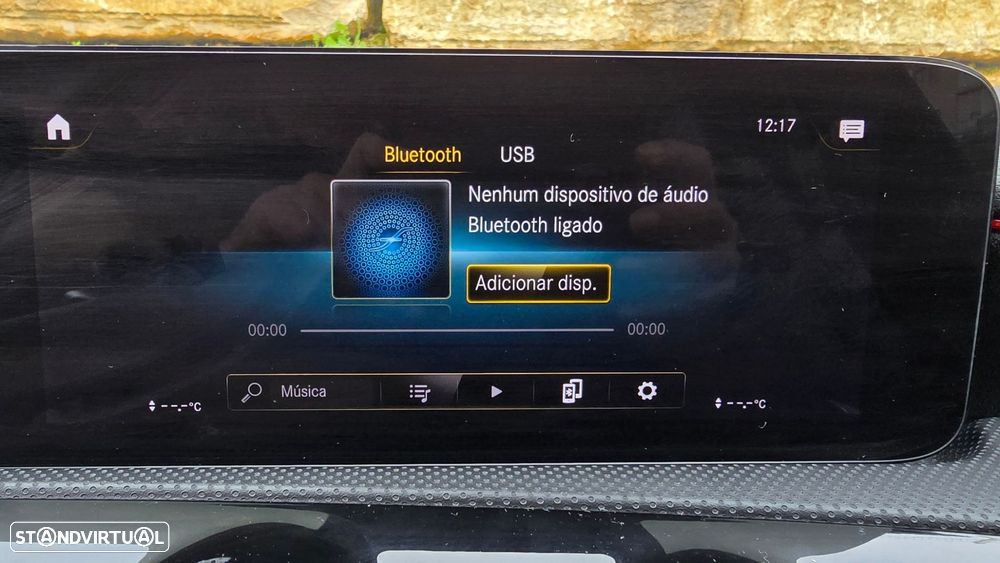 Mercedes-Benz CLA 250 - 32