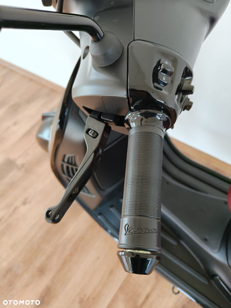 Piaggio Vespa - 7