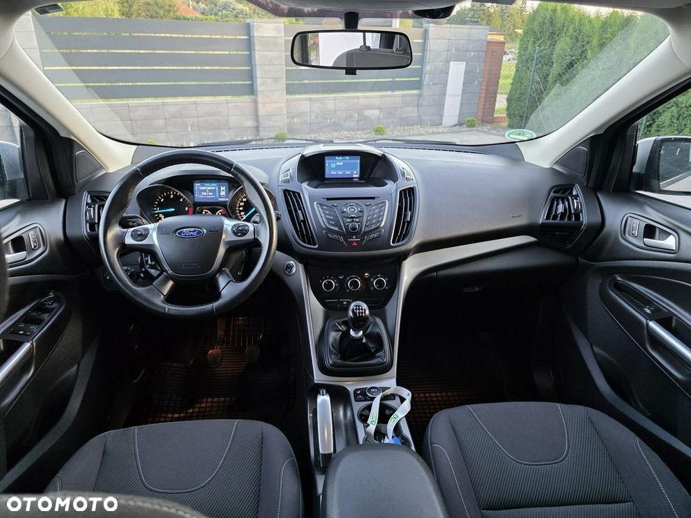 Ford Kuga - 11
