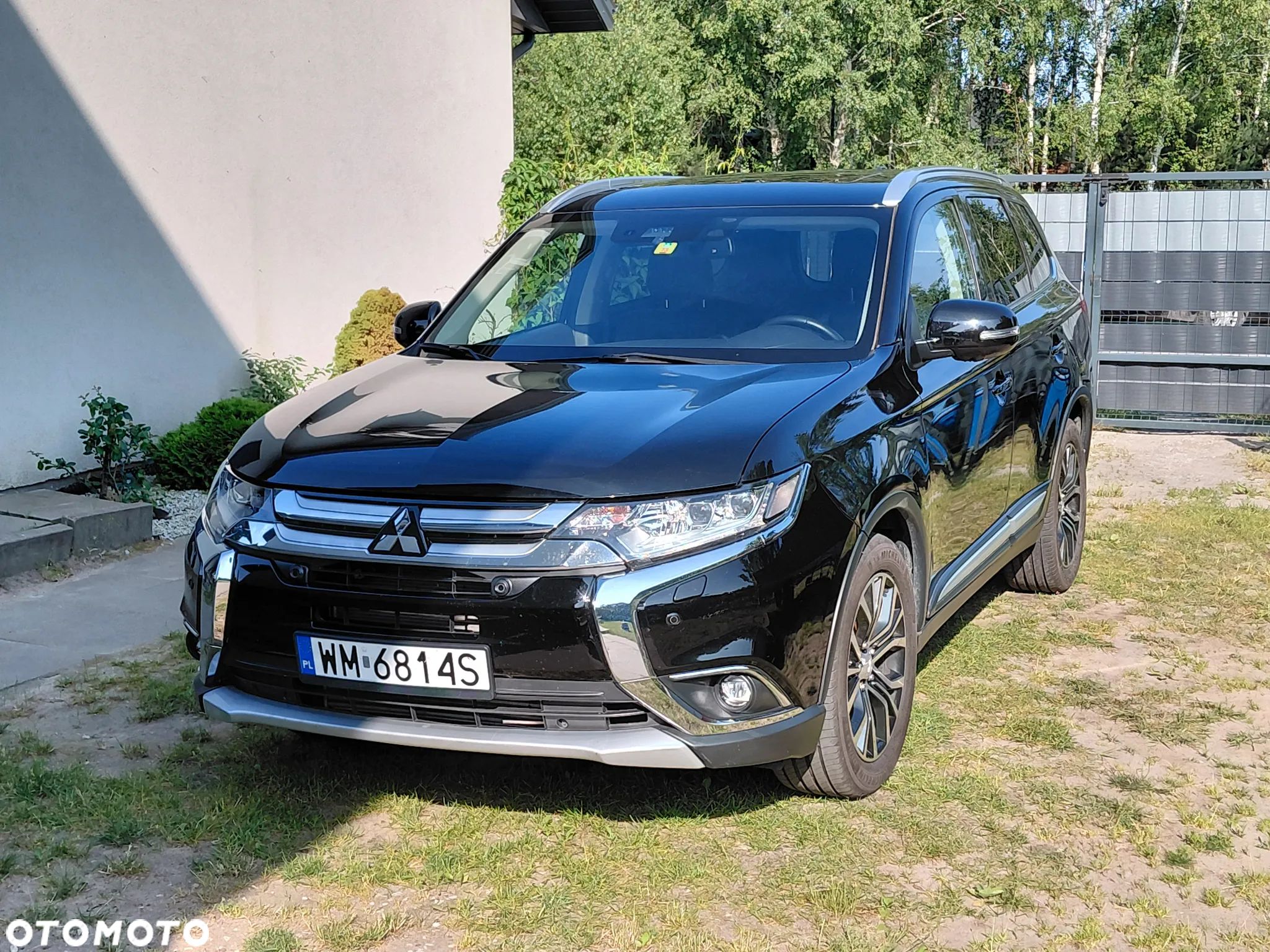 Mitsubishi Outlander 2.2 DI-D 4WD Automatik Diamant Edition - 1