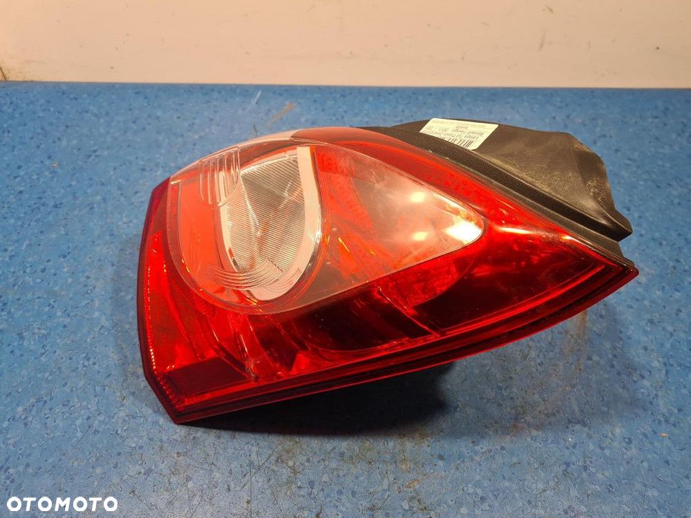 RENAULT TWINGO II LIFT  LAMPA TYŁ PRAWA ZEWNĘTRZNA - 4