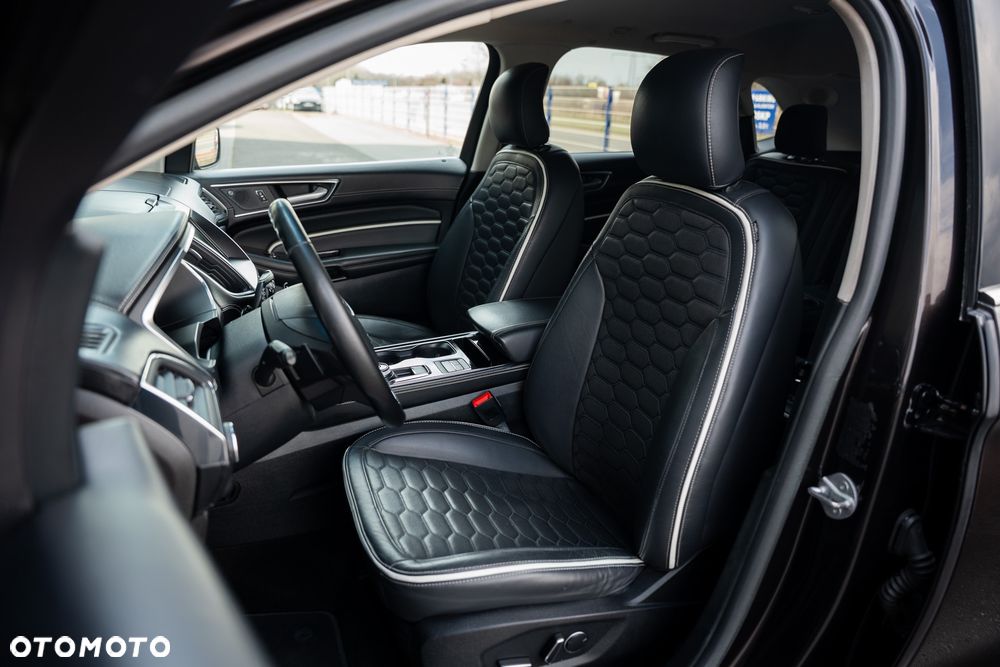 Ford Edge 2.0 EcoBlue Bi-Turbo 4x4 Vignale - 24