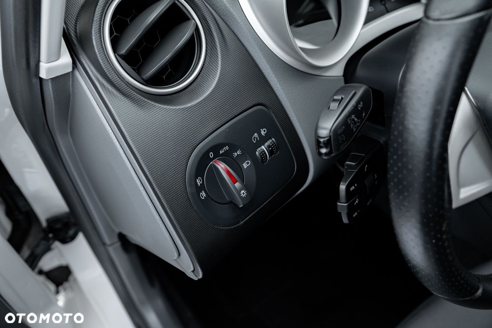 Seat Ibiza 1.2 TSI Ecomotive Sport - 28