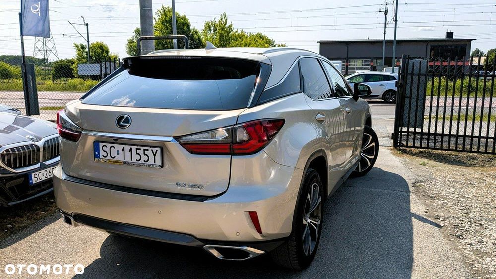 Lexus RX - 14