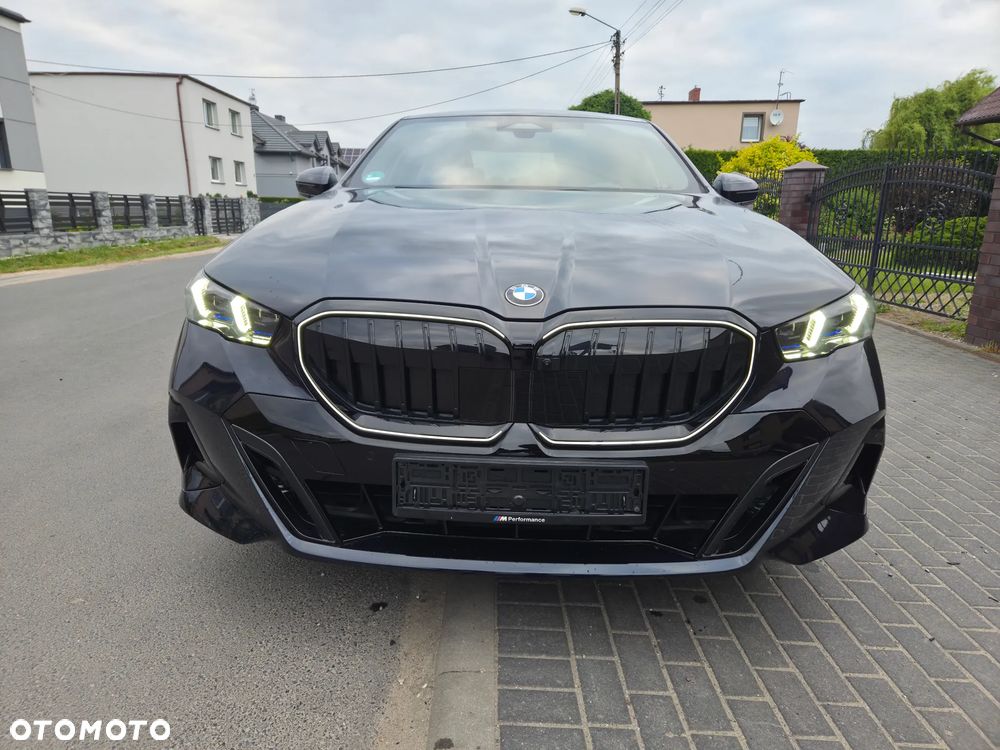 BMW Seria 5 520i - 1