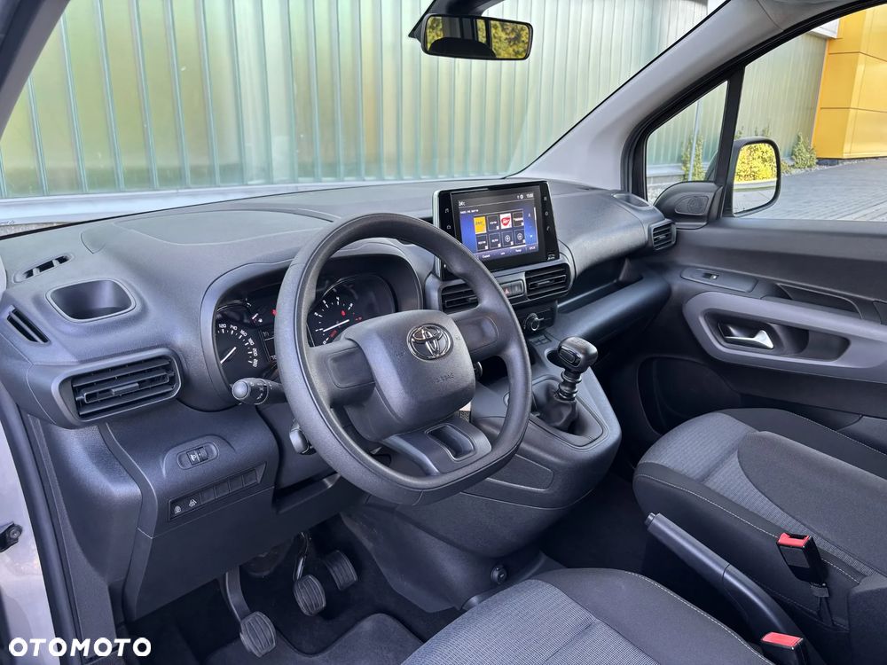 Toyota Proace City Verso 1.5 D-4D Business - 8