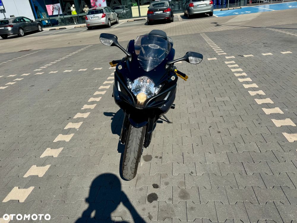 Suzuki GSX-R - 12
