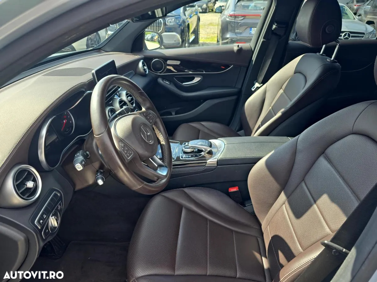 Mercedes-Benz GLC Coupe 350 e 4MATIC - 10
