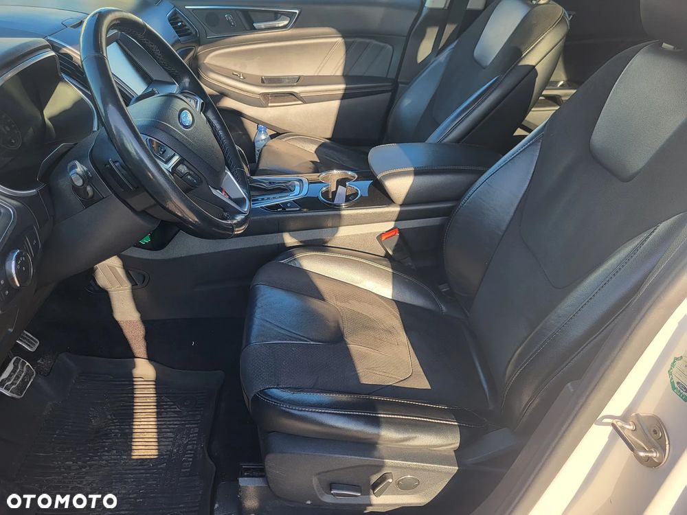 Ford Edge 2.0 TDCi Twin-Turbo 4WD ST-Line - 19