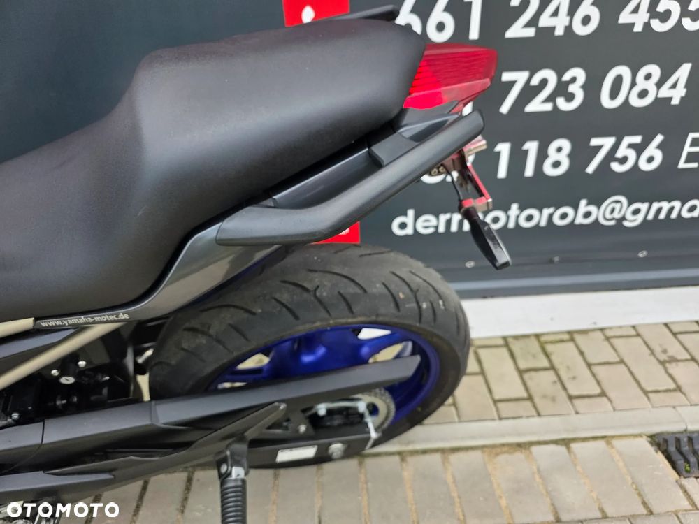Yamaha XJ - 6