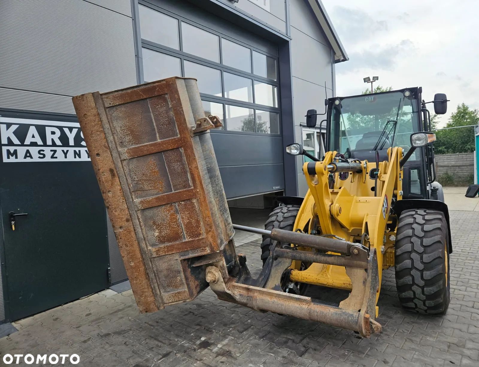 Caterpillar ŁADOWARKA CAT 906 906H 907 908 906M ŁYŻKA ORYGINALNA - 1