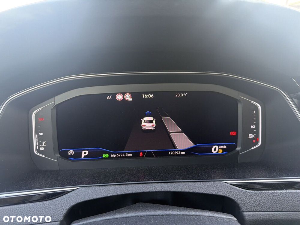 Volkswagen Passat 2.0 TSI Business DSG - 24