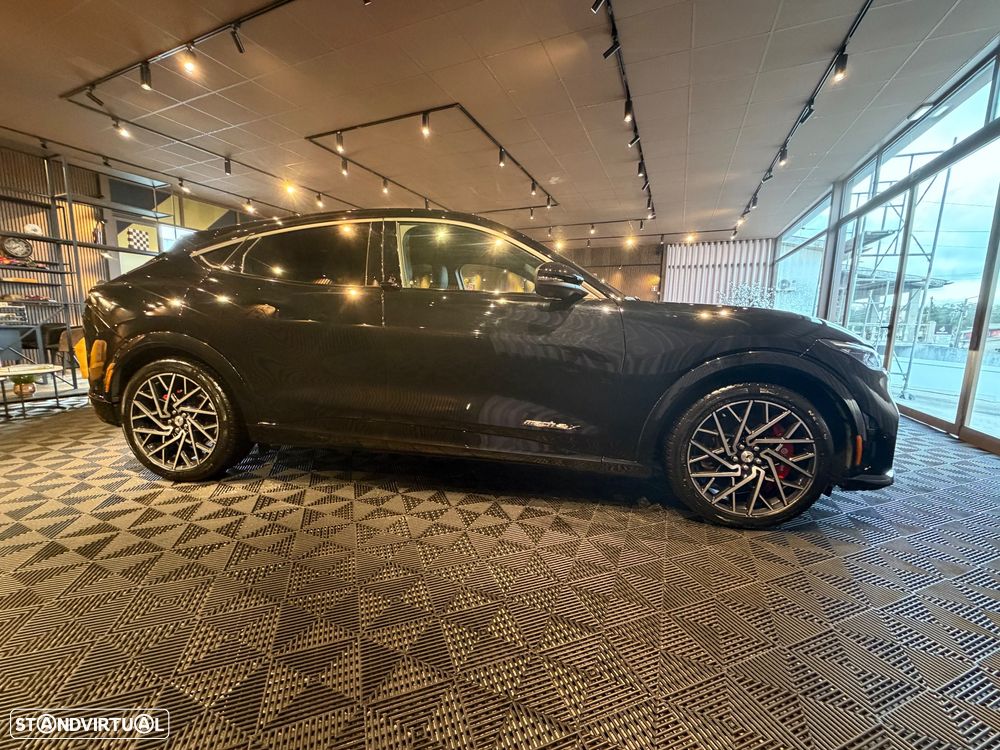 Ford Mustang Mach-E 98.7 kWh GT AWD - 8