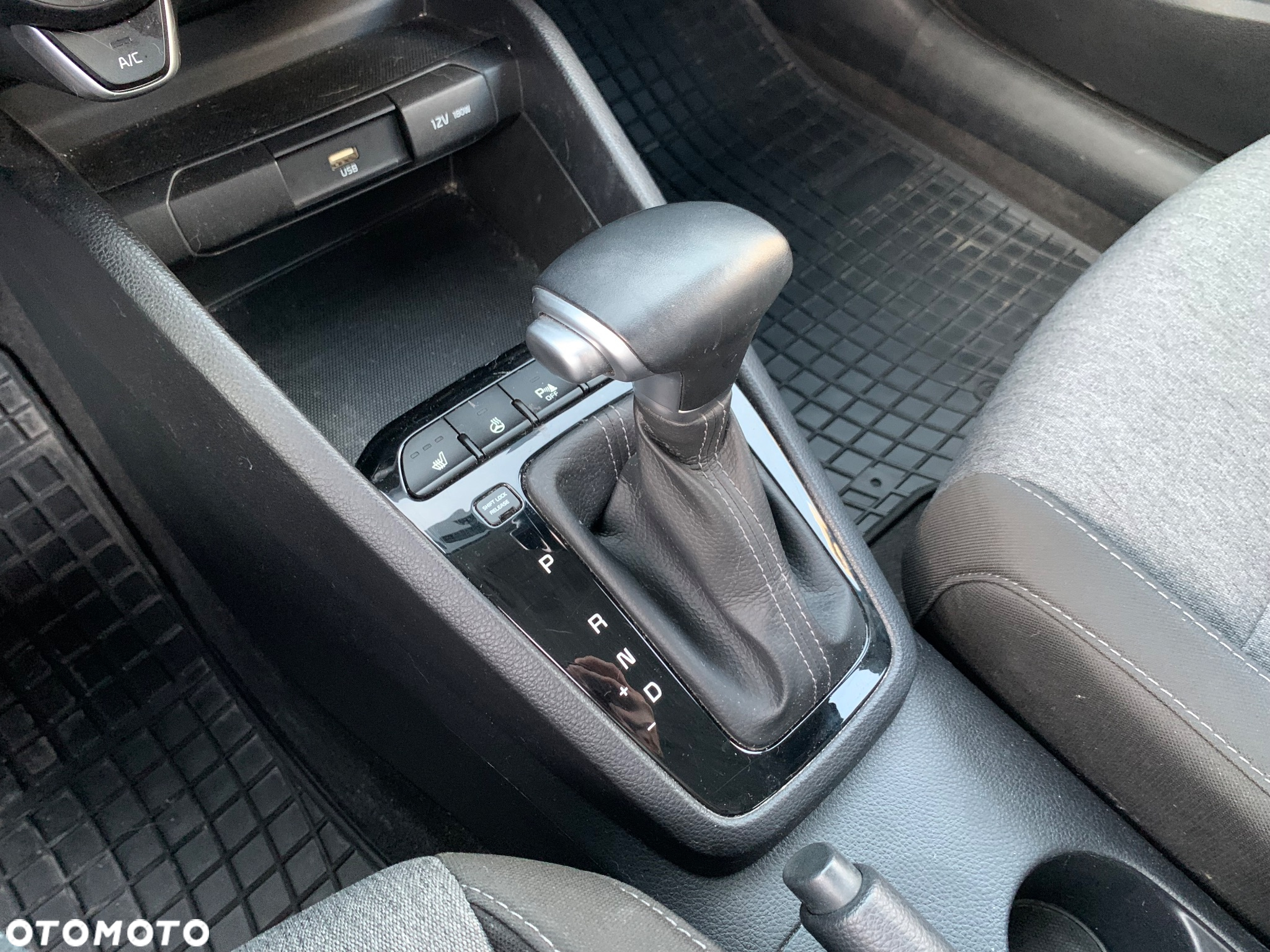 Kia Stonic - 13