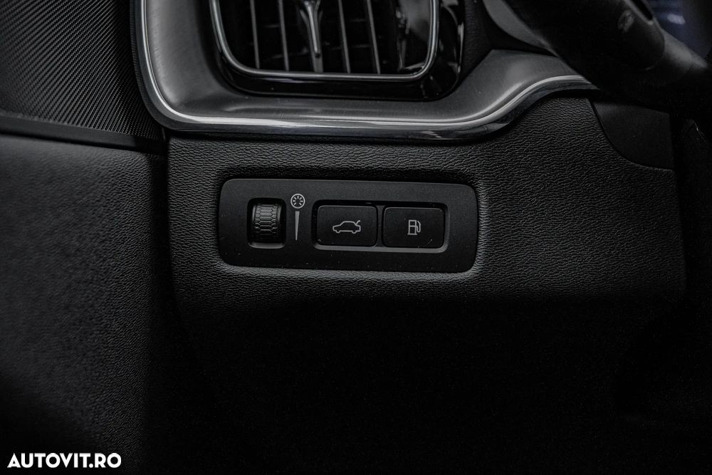 Volvo XC 60 T8 AWD Recharge Plus Bright - 37