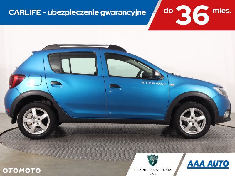 Dacia Sandero - 8